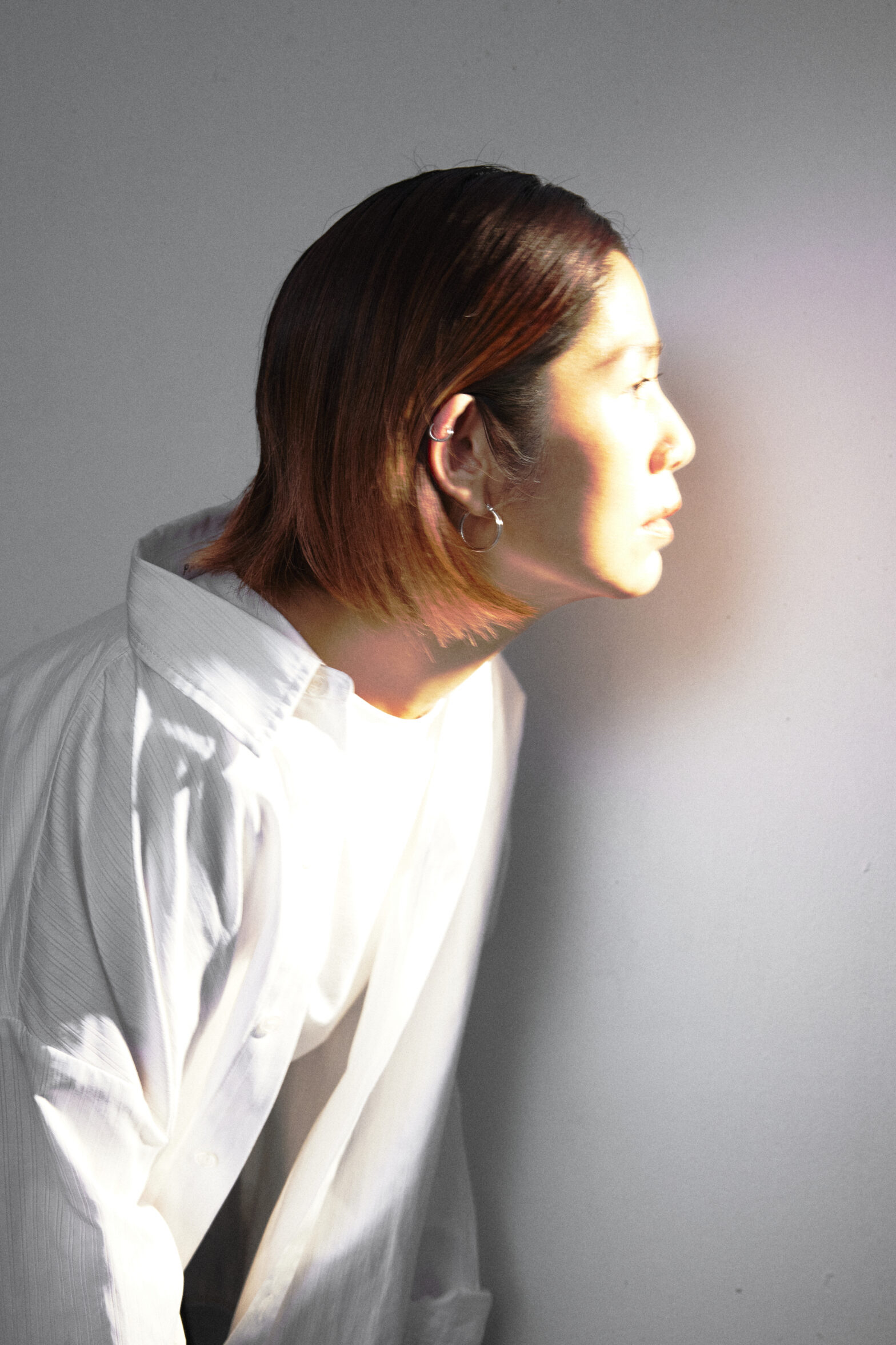 專訪|藝術家周依:「美」是一種態度,不被框架和束縛 - Doe Mag